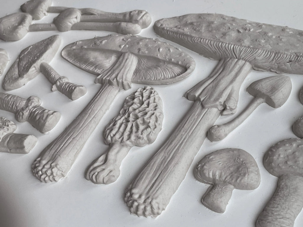 Iron Orchid Design Spring IOD 2023 Toadstool 6×10 DECOR MOULD™-BluebirdMercantile